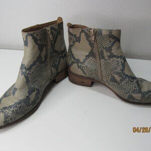 Lucky Brand Ankle Boots Womens 7.5M Snake Skin Print Zip Block Heel boho booties